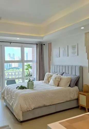 Luxury Bohemian Venice Canal Mall & Bgc Views