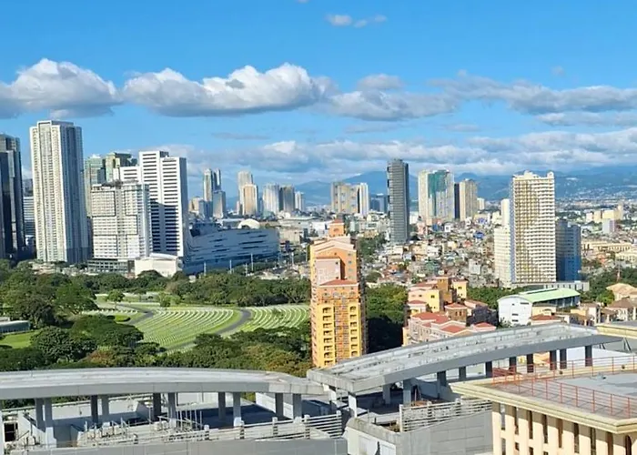 Luxury Bohemian Venice Canal Mall & Bgc Views Manila